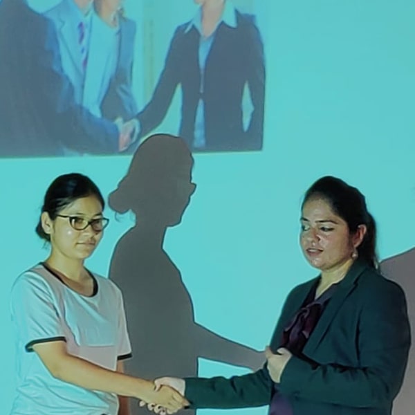 Body Language Training Noida